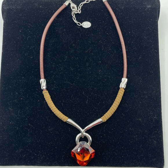 Beautiful Signed Statement Necklace with Brown/Champagne Amber Crystal - Picture 4 of 6